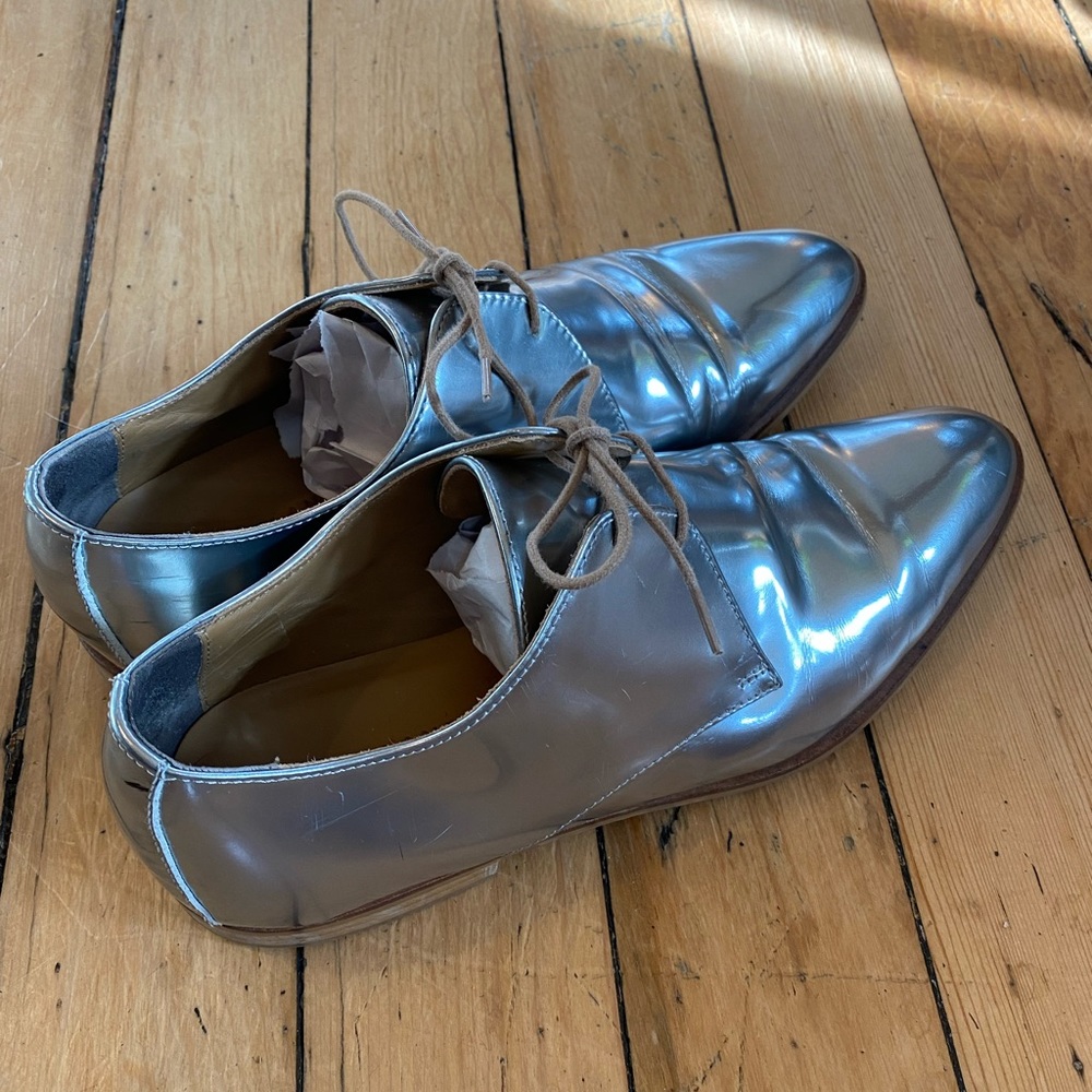 Everlane Silver Flats - Picture 6 of 8